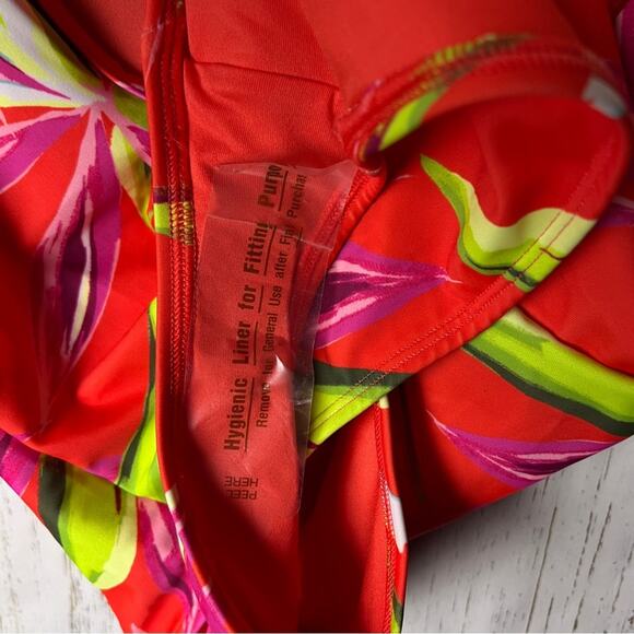 Old Navy Women's Summer Seasonal  Quarter Zip Floral One Piece Swimsuit Sz S - Picture 13 of 15